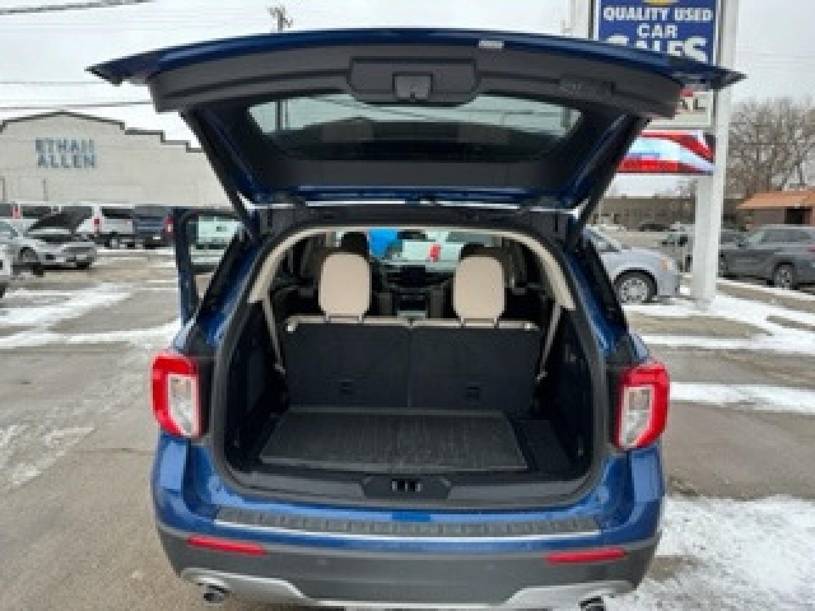 2020 BLUE Ford Explorer Hybrid Limited AWD (1FM5K8FW0LG) with an 3.3L V6 DOHC 24V HYBRID engine, 10A transmission, located at 3200 1st Avenue North, Billings, MT, 59101, (406) 245-9055, 45.779270, -108.510742 - Absolutely Gorgeous Hybrid Luxury Limited AWD SUV. Low Mileage, Power Leather Heated and Cooled Seats, Power Windows, Power Door Locks, Driver Alert System, Alloy Wheels, Roof Rack, Keyless Remote Entry, Active Cruise Control, Tilt Steering Column, 3rd Row Seating, Only 21,200 Miles and Much More! - Photo #12