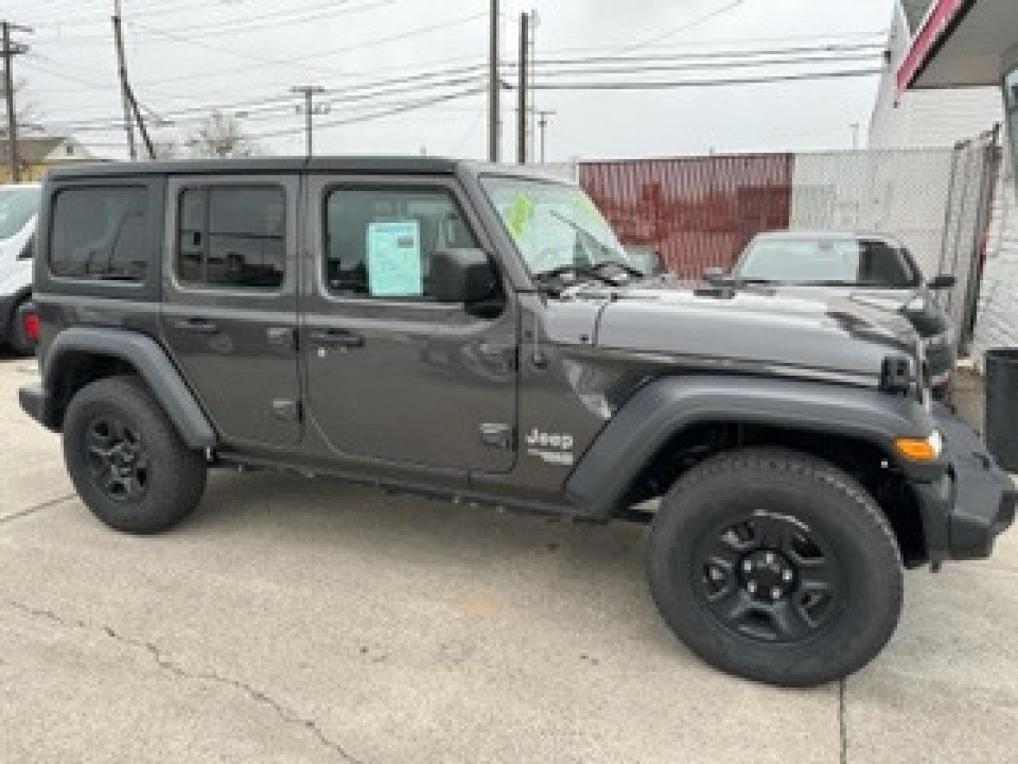 2018 SILVER Jeep Wrangler JK Unlimited Sport (1C4HJXDG8JW) with an 3.6L V6 DOHC 24V FFV engine, 6A transmission, located at 3200 1st Avenue North, Billings, MT, 59101, (406) 245-9055, 45.779270, -108.510742 - Super Sharp Jeep Unlimited Sport 4 door Hardtop! Automatic, 6 Cylinder Engine, Air Conditioning, Sport Package, Rear Mounted Spare Tire, Tow Package, One Owner and Much More! CarFax Dealer. Auto Brokers of Montana/AA&A Auto Rental/Fox Car Rental Billings - Photo#4