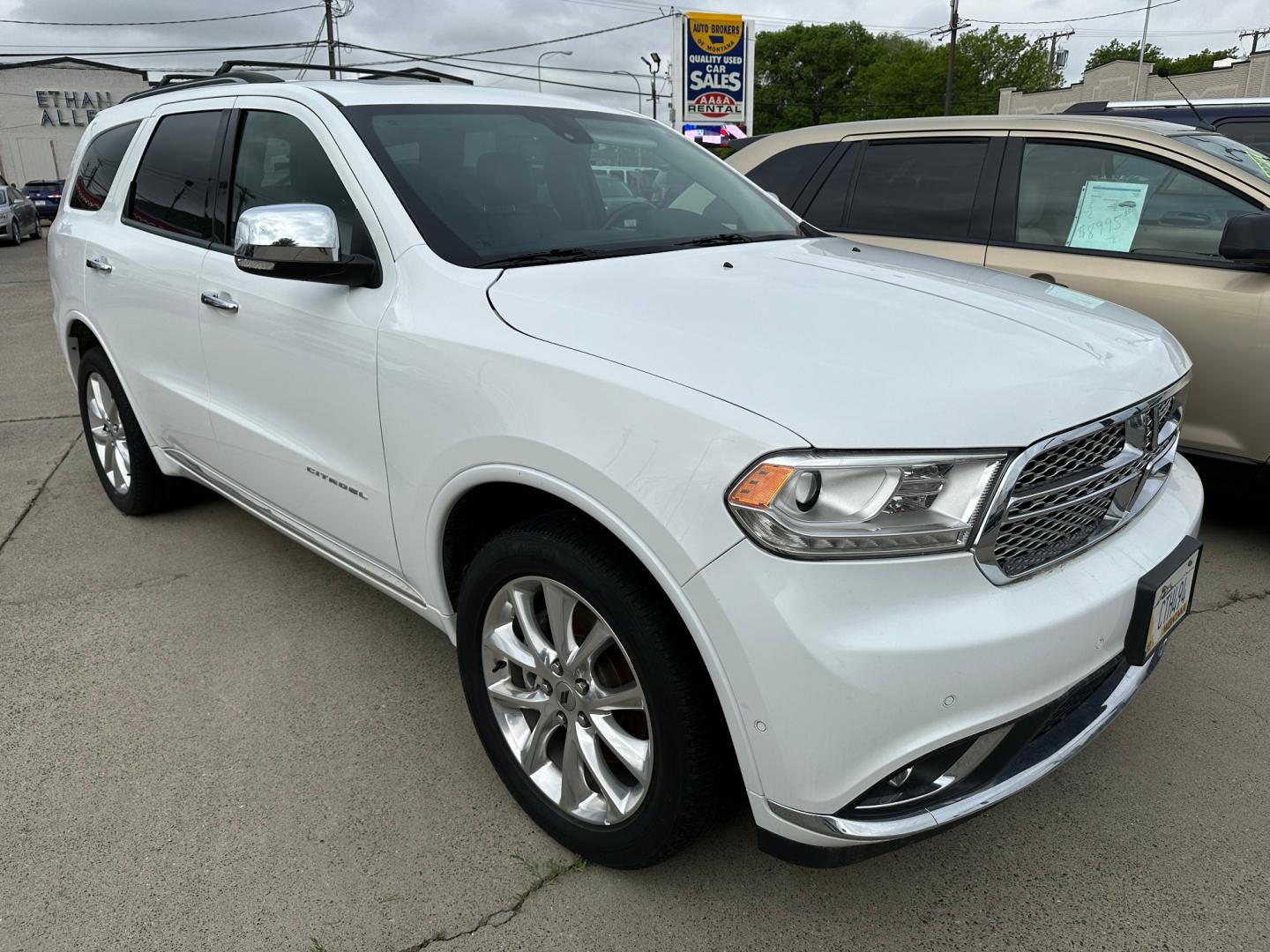 2020 White Dodge Durango Citadel AWD (1C4RDJEG9LC) with an 3.6L V6 DOHC 24V engine, 8A transmission, located at 3200 1st Avenue North, Billings, MT, 59101, (406) 245-9055, 45.779270, -108.510742 - Luxury Premium SUV Available for Rent. Leather Quad Seating, Power Moonroof, Power Heated & Cooled Seats, Heated Steering Wheel, Tow Package, Running Boards and All the Whistles and Bells. Auto Brokers of Montana/AA&A Auto Rental/Fox Car Rental Billings - Photo#0