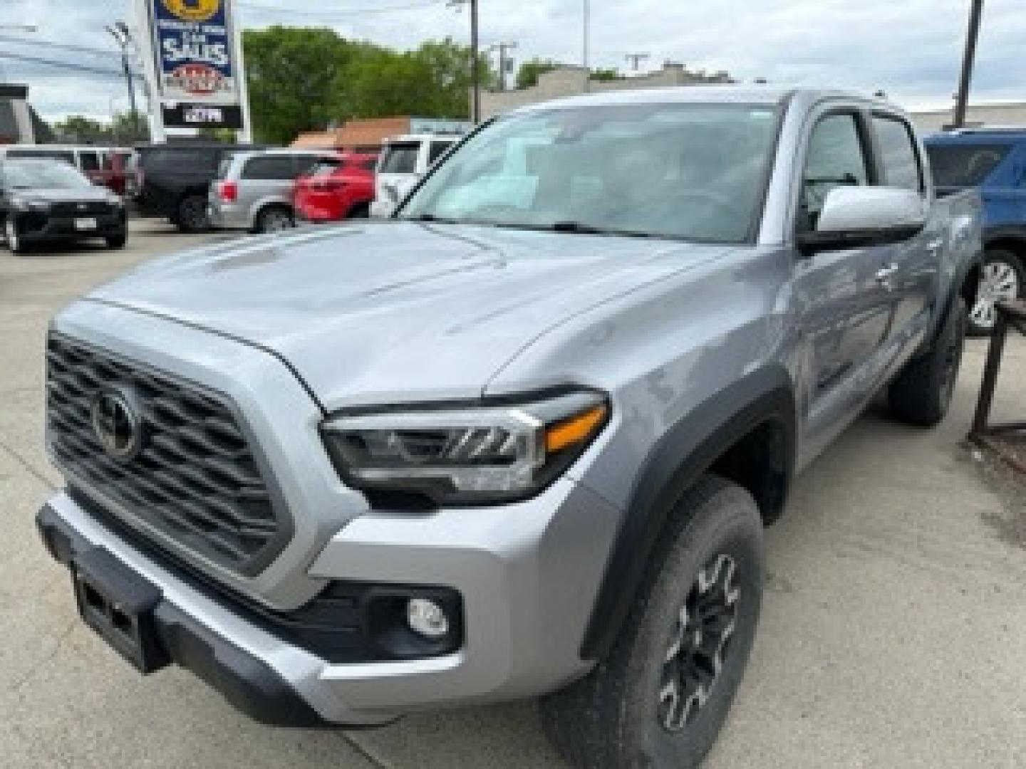 2020 SILVER Toyota Tacoma SR5 Double Cab Long Bed V6 6AT 4WD (3TMCZ5AN2LM) with an 3.5L V6 DOHC 24V engine, 6A transmission, located at 3200 1st Avenue North, Billings, MT, 59101, (406) 245-9055, 45.779270, -108.510742 - Super Sharp and Very Hard to Find! Low Mileage Tacoma 4 Door Long Box with TRD Package, Power Seat, Power Windows, Power Door Locks, Tow Package, Bed Liner and Only 17,500 Miles! Auto Brokers of Montana/AA&A Auto Rental/Fox Car Rental Billings - Photo#0