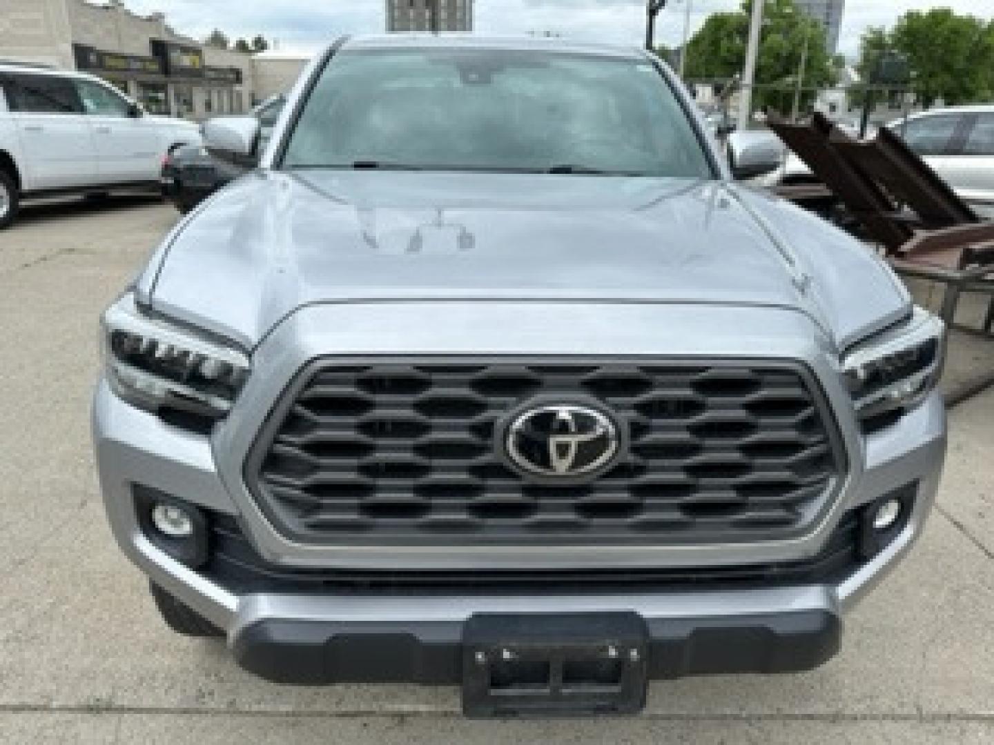 2020 SILVER Toyota Tacoma SR5 Double Cab Long Bed V6 6AT 4WD (3TMCZ5AN2LM) with an 3.5L V6 DOHC 24V engine, 6A transmission, located at 3200 1st Avenue North, Billings, MT, 59101, (406) 245-9055, 45.779270, -108.510742 - Super Sharp and Very Hard to Find! Low Mileage Tacoma 4 Door Long Box with TRD Package, Power Seat, Power Windows, Power Door Locks, Tow Package, Bed Liner and Only 17,500 Miles! Auto Brokers of Montana/AA&A Auto Rental/Fox Car Rental Billings - Photo#1