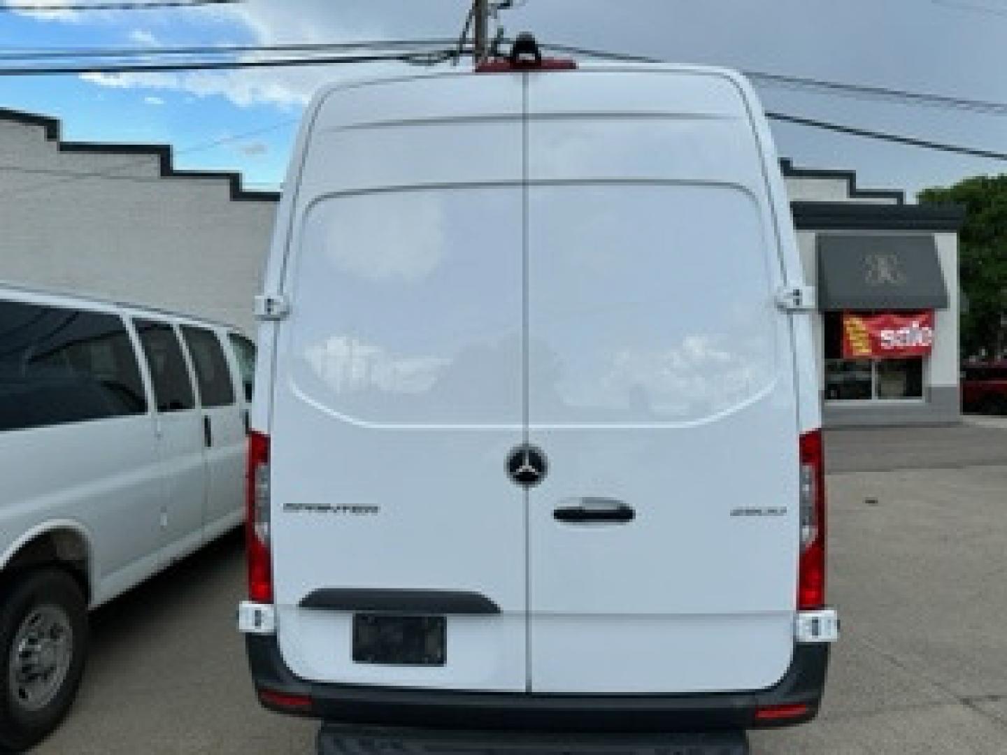 2022 White Mercedes-Benz Sprinter 2500 170-in. WB (W1Y40CHY6NT) with an 2.0L L4 engine, 7A transmission, located at 3200 1st Avenue North, Billings, MT, 59101, (406) 245-9055, 45.779270, -108.510742 - Super Hard to Find Sprinter Van with Only 10,500 Miles! Extended 170" Wheel Base, High Roof, Power Windows, Power Door Locks, Air Conditioning and Much More! CarFax Dealer. Auto Brokers of Montana/AA&A Auto Rental/Fox Car Rental Billings - Photo#5