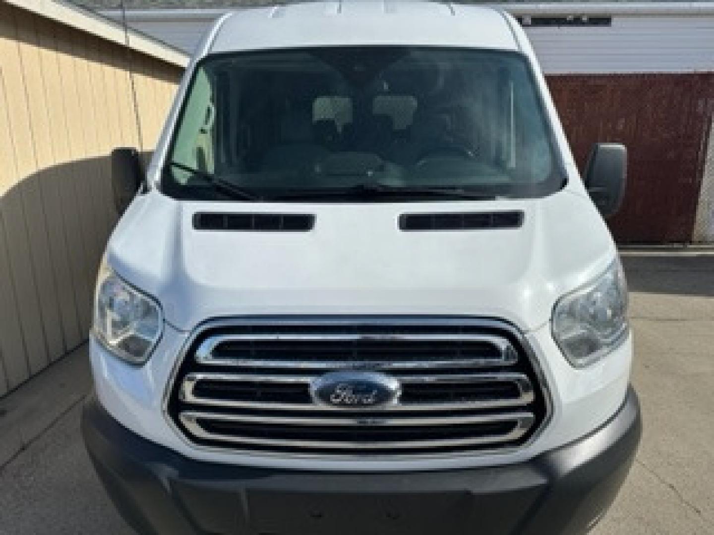 2015 Ford Transit 350 Wagon Mid Roof XLT 60/40 Pass. 148-in. WB (1FBAX2CG5FK) with an 3.5L V6 DOHC 24V engine, 6-Speed Automatic transmission, located at 3200 1st Avenue North, Billings, MT, 59101, (406) 245-9055, 45.779270, -108.510742 - FRESH OFF-LEASED AND WELL MAINTAINED! 15 Passenger with Tow Package, Power Windows, Power Door Locks, Passenger Side Running Board, Tilt Steering, Rear A/C and Heat and Much More. CarFax Dealer Auto Brokers of Montana/AA&A Auto Rental/Fox Car Rental in Billings - Photo#1