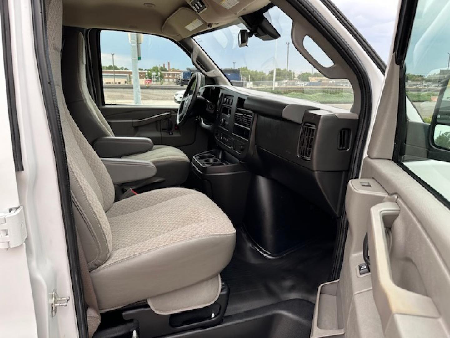 2020 White /Beige Cloth GMC Savana LT 3500 Ext. (1GJZ7PFG8L1) with an 6.0L V8 OHV 16V FFV engine, 6A transmission, located at 3200 1st Avenue North, Billings, MT, 59101, (406) 245-9055, 45.779270, -108.510742 - Super Hard to Find! One of Our 15 Passenger Vans that Just Came Off-Lease with Low Mileage, Power Windows, Power Door Locks, Rear Air Conditioning, Rear Heat, Tilt Steering Column, Cruise Control, Has a Tow Hitch, 6.0 Liter V8 and Only 47,000 Miles! CarFax Dealer. Auto Brokers of Montana/AA&A Aut - Photo#10