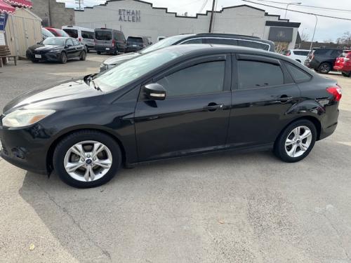 2013 Ford Focus SE Sedan